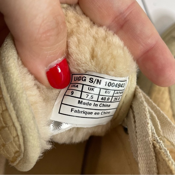 Ugg | Cayha Woven High Top Sherpa Lined Sneakers Tan Size 9 - Picture 14 of 14